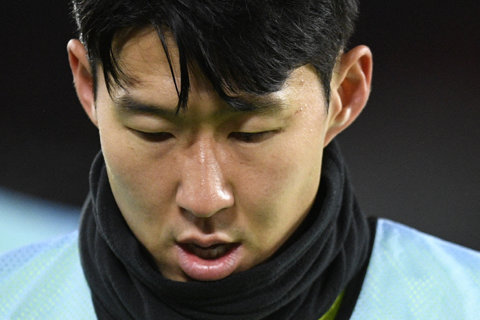 'EPL 최강' 손흥민도 졌다...'발롱도르 0순위' 벨링엄, 미드필더인…