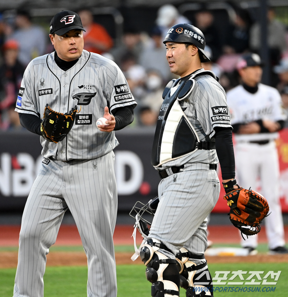 류현진이 분노 표출하자, KBO 해명 자료 배포 "해당 투구 데이터 보여…