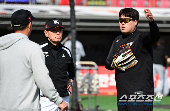 류현진이 분노 표출하자, KBO 해명 자료 배포 "해당 투구 데이터 보여…