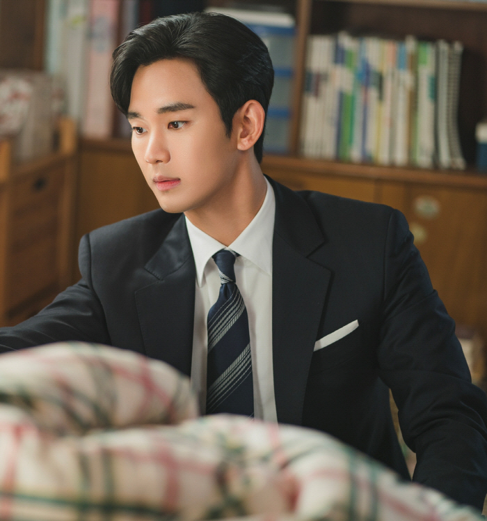 '케미'가 사람이라면, 김수현('눈물의 여왕')