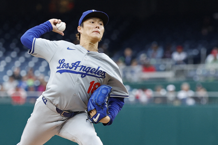 "죽을 뻔했다더군, 오늘처럼만 던져!" LAD 감독, '6이닝 무실점' …