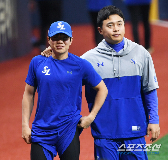 '애틋한 분위기' 이택근 위원 찾아가 90도 폴더 인사한 김지찬