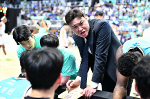[현장인터뷰] KT 송영진 감독 