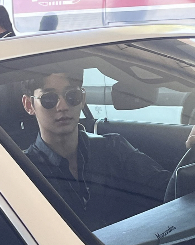 김수현 운전하는 상남자 매력→김지원X박성훈 '다정 투샷'