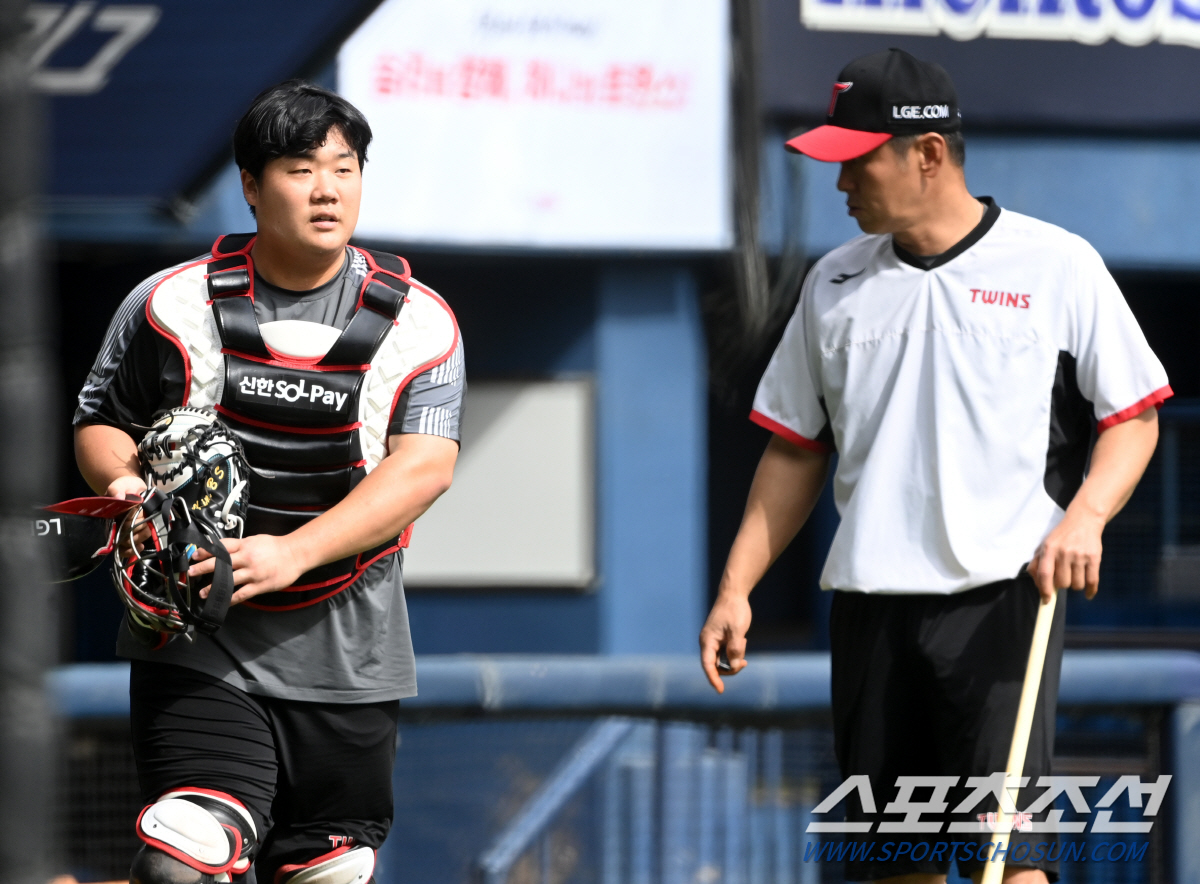 'AI급 학습능력' 슬라이더 헛스윙 삼진→슬라이더 고르고 직구 쳐 역전 …