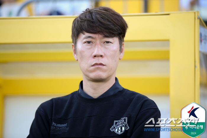 '수엡극장X3연승X3위" 후반96분 골대 향해 달린 '투혼 센터백'김태한…