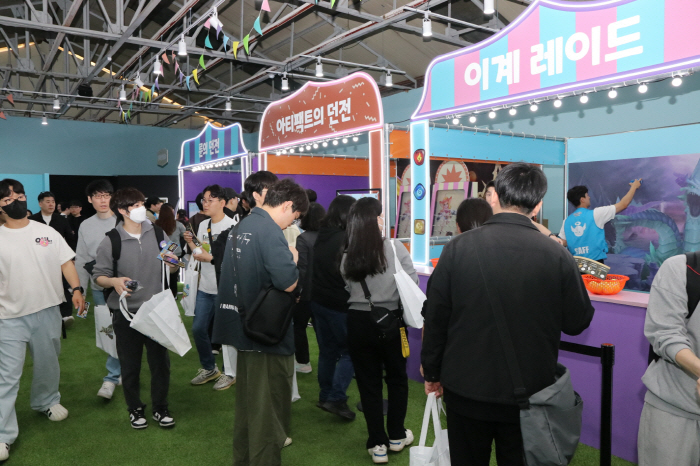 컴투스, '서머너즈 워' 출시 10주년 기념하는 '서머너즈 페스티벌' 개…