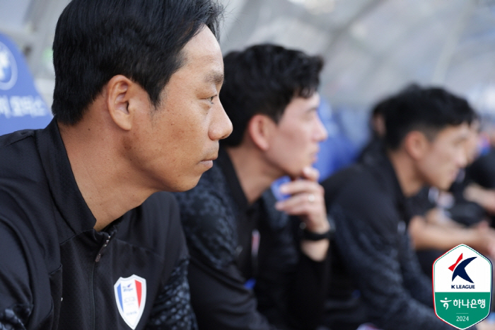 [현장인터뷰]염기훈 감독 "선수들 정신력, 벼르고 있었다" vs 박동혁 …