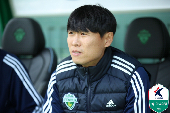[전주 현장인터뷰]'자꾸만 길어지는 대행 임기'박원재 "다음주는 안 넘기…