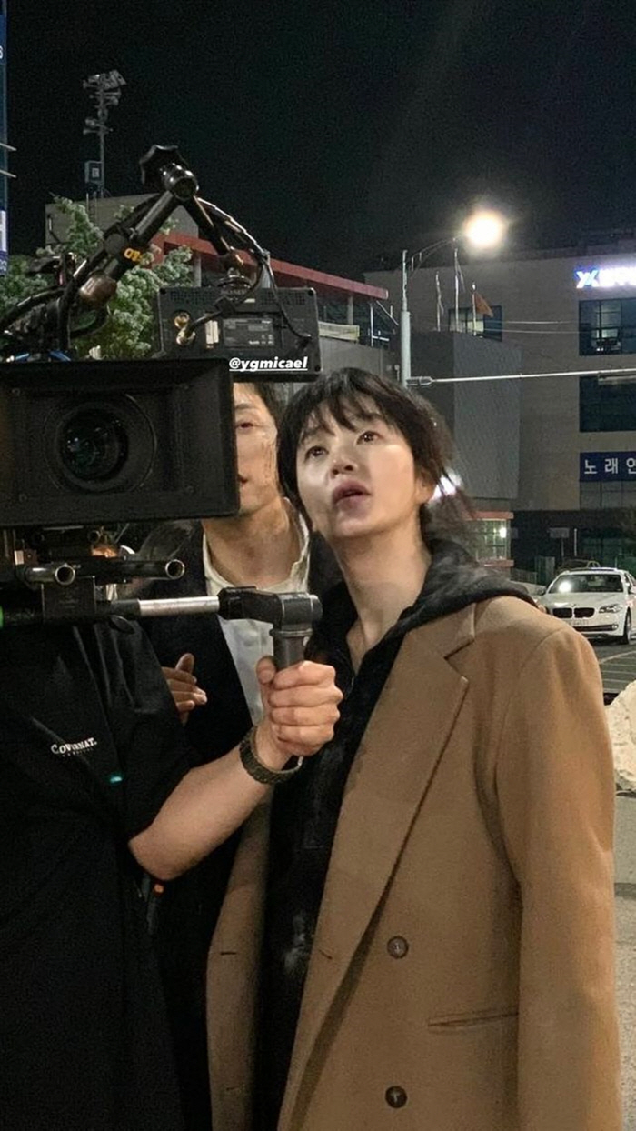 "입금後 이렇게 달랐다"…김혜수, 몰라보게 헬쓱해진 모습 '얼굴 이렇게 …