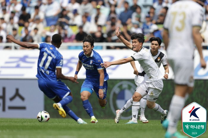 [현장리뷰]'뮬리치 극장골' 수원 삼성, 경남과 1-1 무승부 '5G 무…