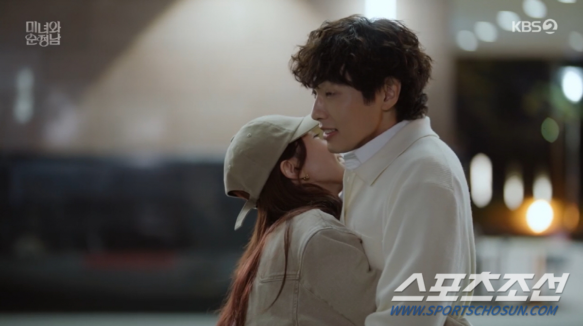 [종합]임수향♥지현우, 키스·포옹 하다 차화연에 들켜→과거사 알고 '결별…