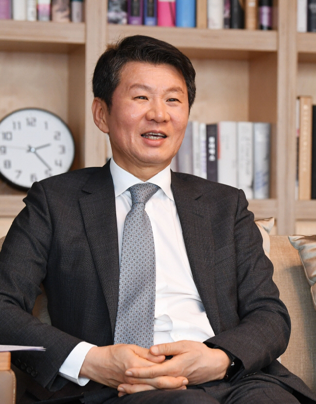 [김성원의 센터서클]정몽규 회장님, 이제 시간이 다 됐습니다