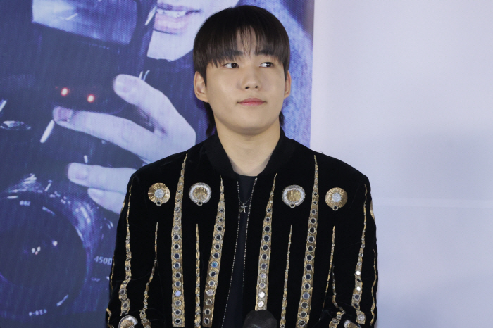[SC현장] "차갑고 건조한 흑미남"…'설계자' 강동원의 새로운 변신 통…
