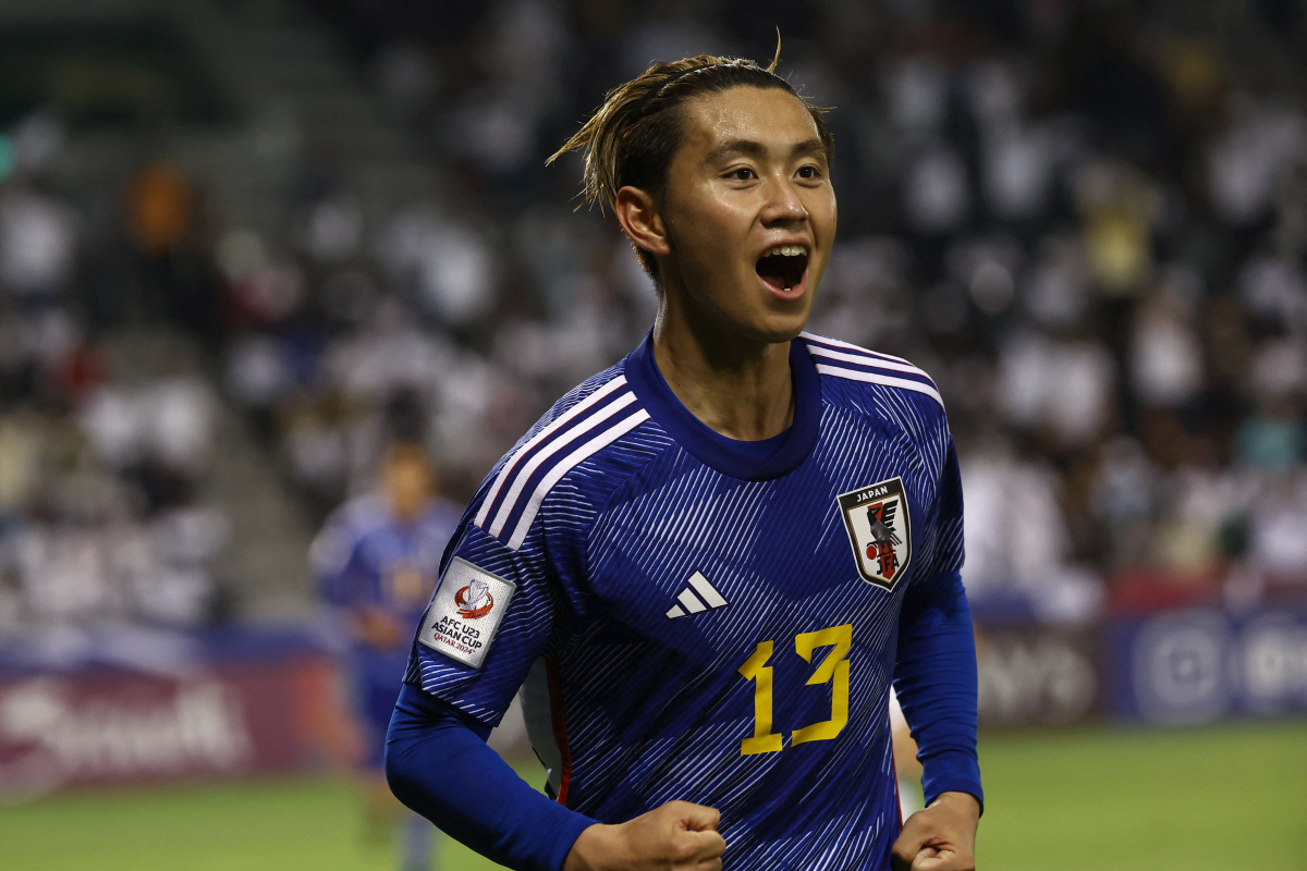 한국에 졌던 일본, 이라크 2-0 격파 '8회 연속 올림픽 진출'...우…