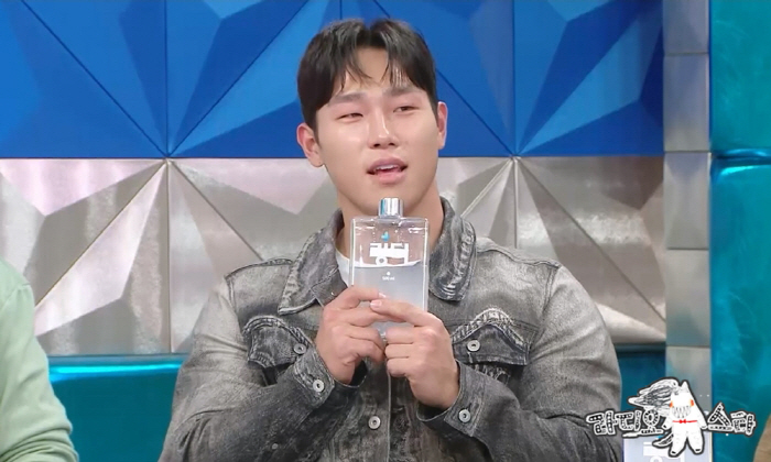 '라스' 윤성빈 "'아이언맨' 로다주 PICK으로 싱가포르서 만나" 사인…