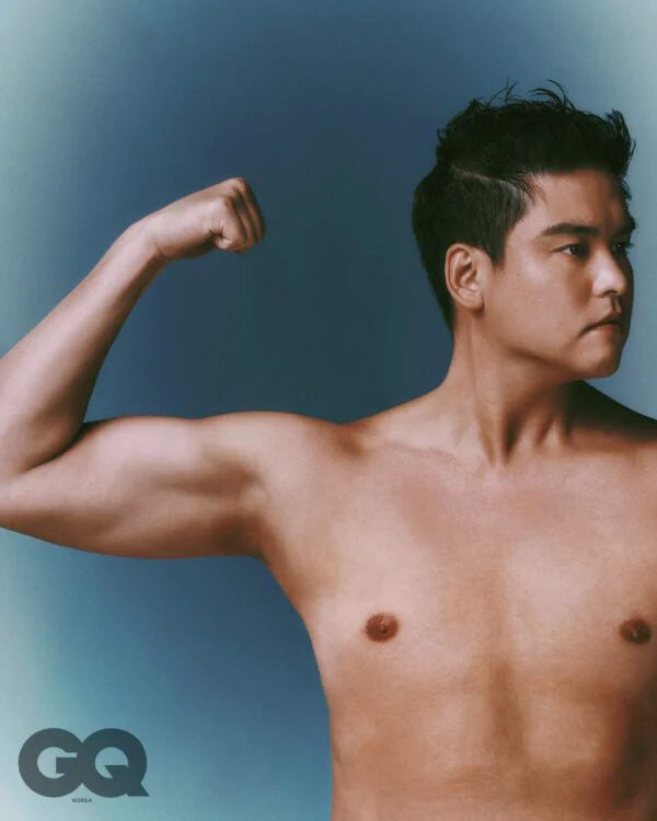 "총 41.3kg 감량"...'팜유즈' 상의 탈의→브라탑, '과감' 노출…