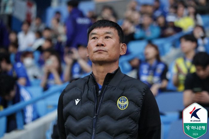 [현장인터뷰] 인천, 이기고도 날벼락.. "이명주 쇄골 골절 의심, 장기…