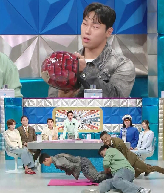 "새취미 아이스하키"…윤성빈♥지효, 열애설 한달만에 나란히 '예능' 나들…