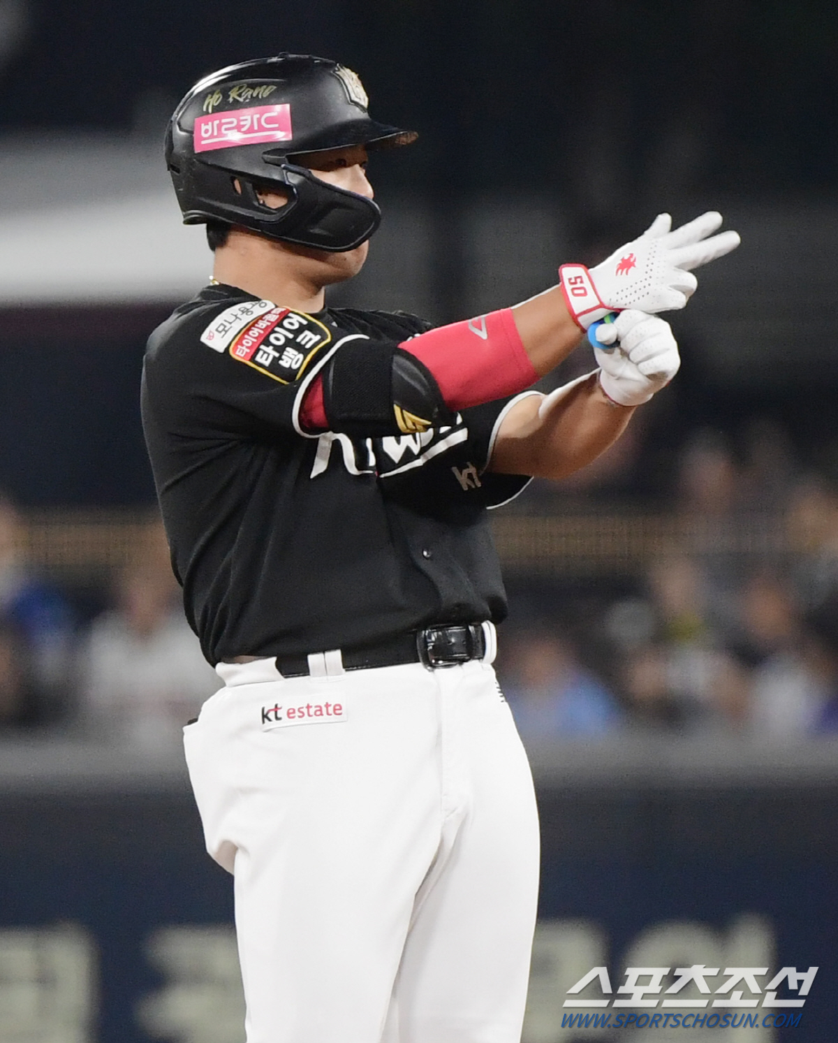 'EEEEE' 실책쇼로 자멸한 KIA, KT 적지서 12-5 승리 '위닝…