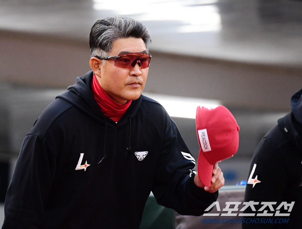 이틀 연속 홈 저격 완료!…'위닝시리즈' 사령탑 뇌리에 박힌 명장면