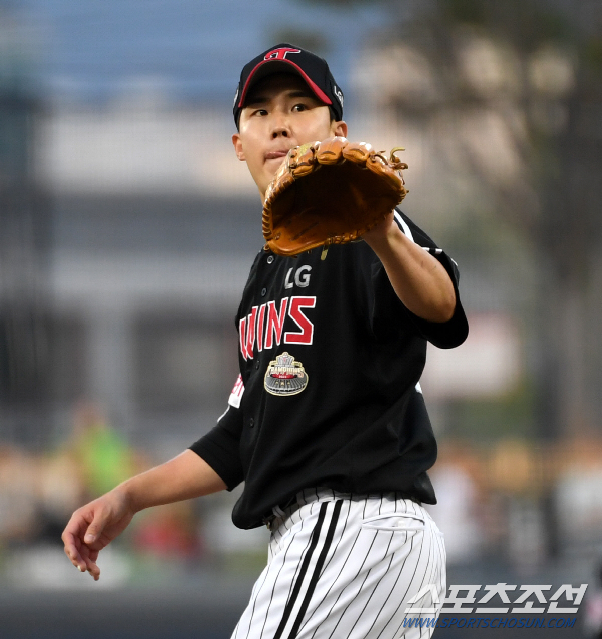 'KKKKKKKKK' 변화구 사이에 직구를... 역발상으로 득점권 위기도…