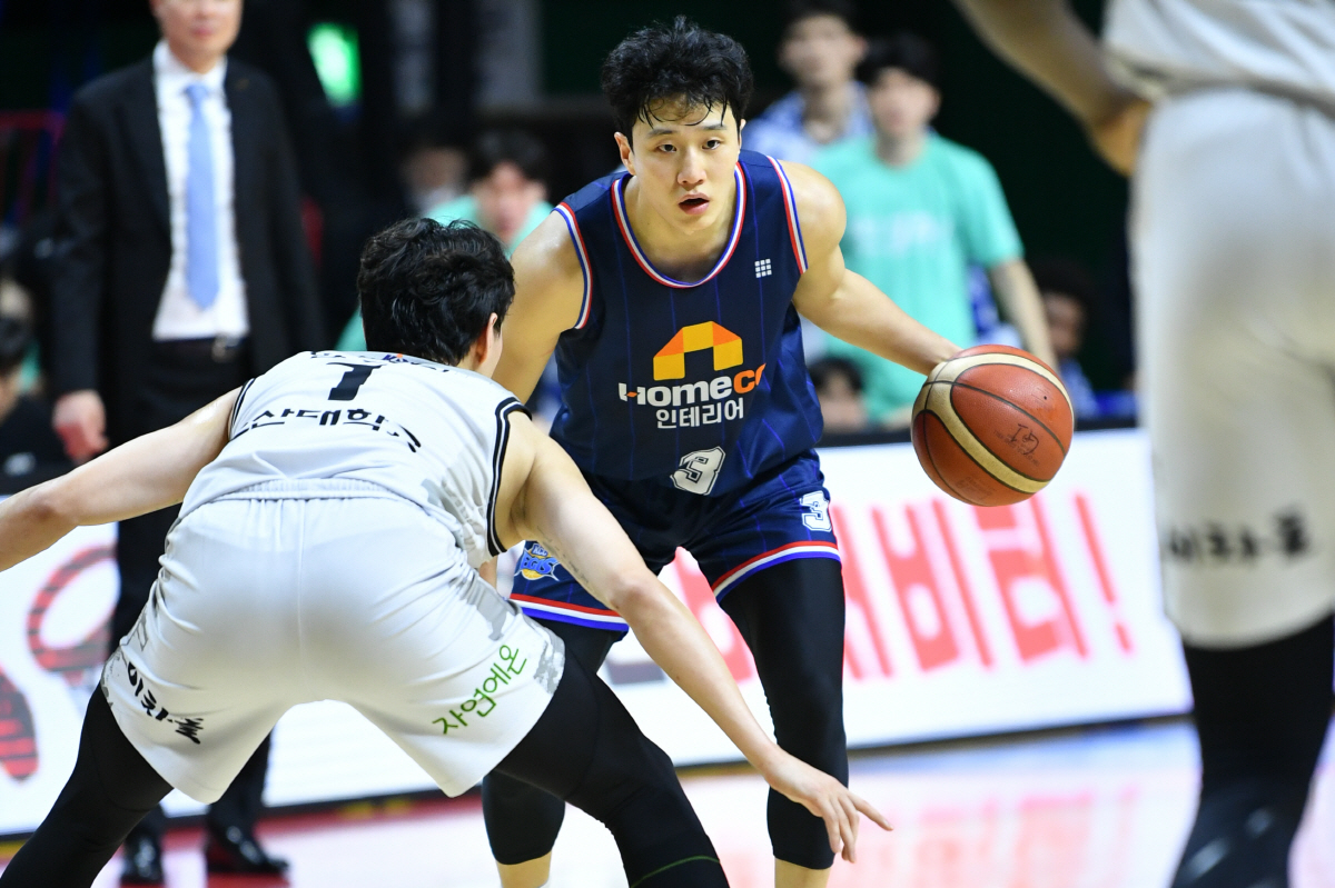 [챔프 4차전 현장분석] 허 훈 33득점+120분 투혼. KCC '슈퍼로…