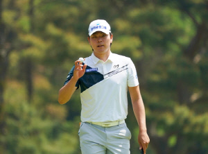 이정환, GS칼텍스 매경오픈 3R 선두…시즌 첫 승 기회