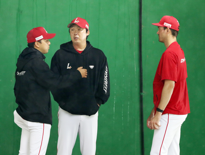 '75% 피칭' 시즌 1호 대체 외인, NPB 경력직답게 감 잡았다…"K…