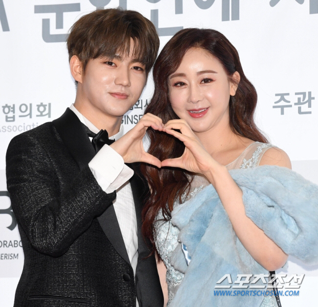 "전직 연예인, 100%우연"…함소원, 3년만의 韓방송 복귀설 일축 [S…