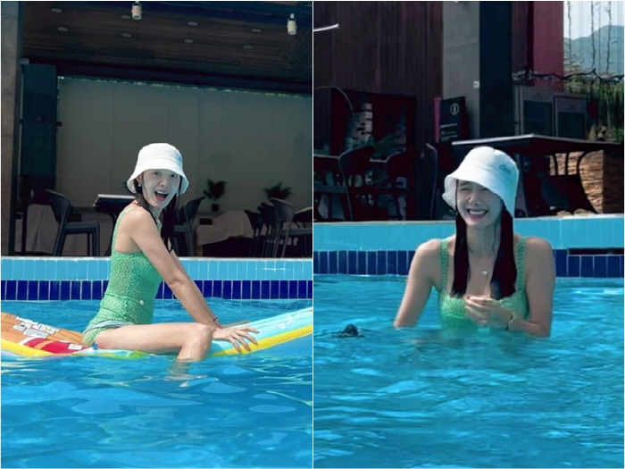 "애둘맘 맞아?"…'인교진♥' 소이현 수영복 몸매 자랑 '깜짝'