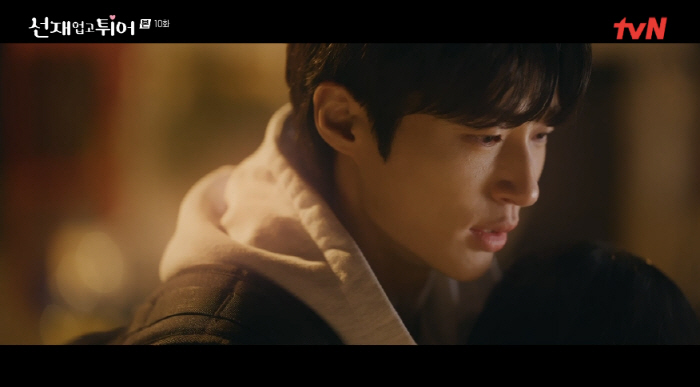 변우석, 김혜윤에 "널 구하고 2023년에 죽는거면 괜찮아" 고백..본격…