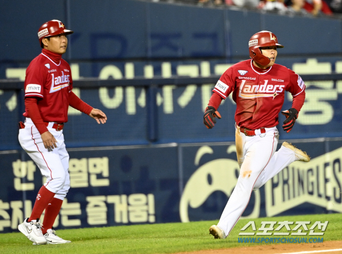'정준재 프로 첫 안타 맞지?' 결승타가 된 데뷔 첫 안타, 상대팀에 기…