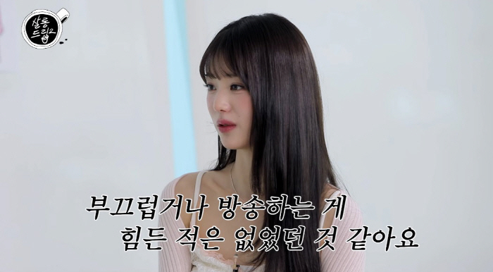 '본투비 연예인' 장원영 "방송하는 일 부끄럽거나 힘든 적 없어"(살롱드…