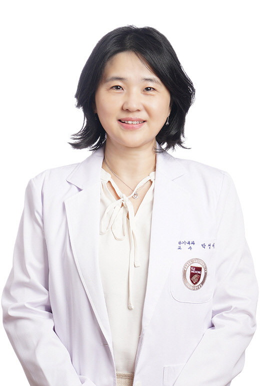 조기폐경 여성, 심장 이완기장애와 심혈관질환 위험성 증가
