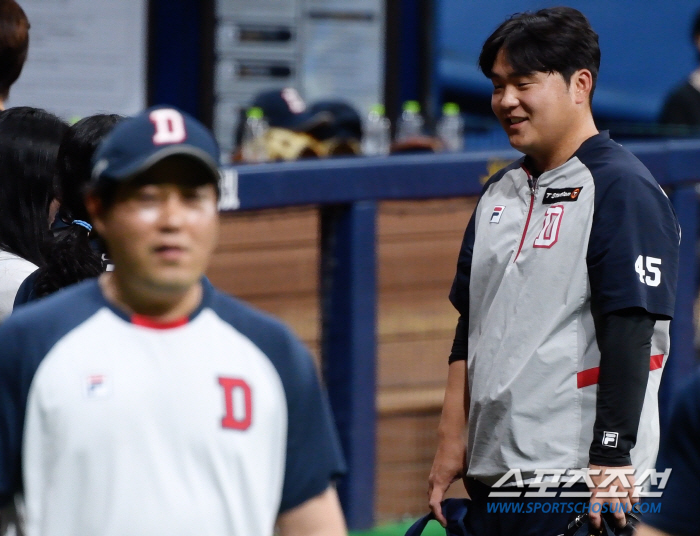 곰 유니폼 입길 정말 잘했다. 이렇게 웃는 김기연을 보다니...[고척 현…