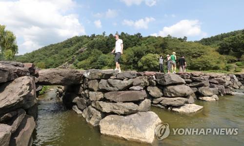'천년신비' 진천 농다리 관광명소로…1∼4월 25만여명 방문