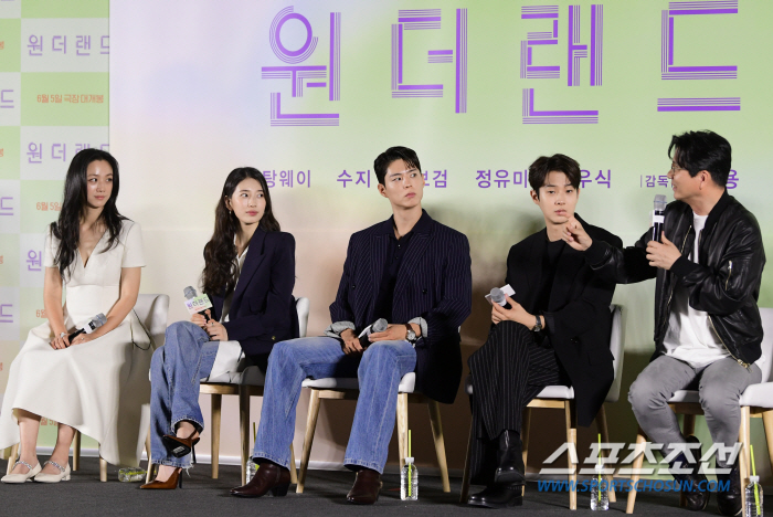 [SC현장] "3년 묵힌 개봉? 오히려 좋아!"…'원더랜드' 탕웨이→수지…