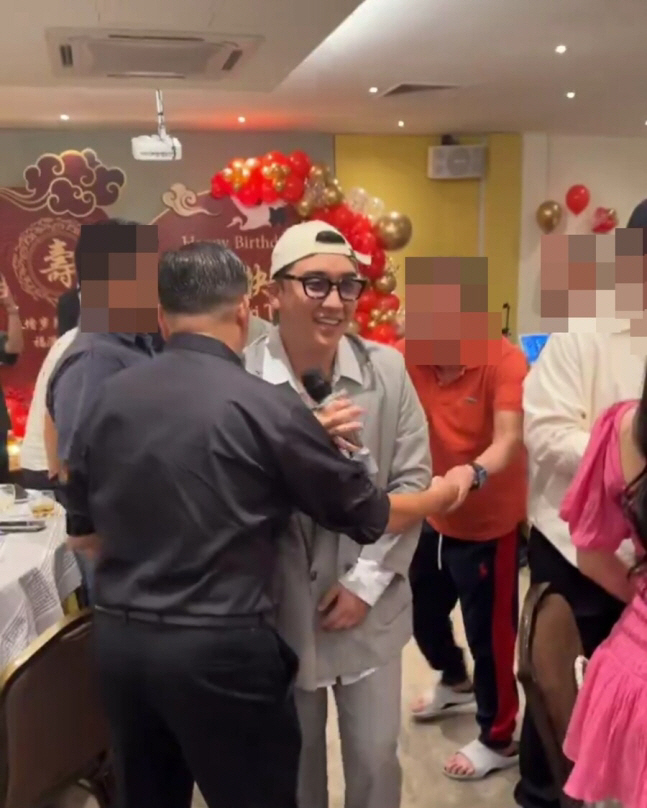 승리, '빅뱅 팔이' 안 끝났다…이번엔 재벌 파티서 '뱅뱅뱅' 열창[종합…