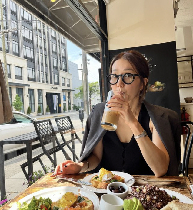 "보고싶어♥" 뉴욕사는 이진, '활동 중단' 성유리와 꾸준한 애정표현