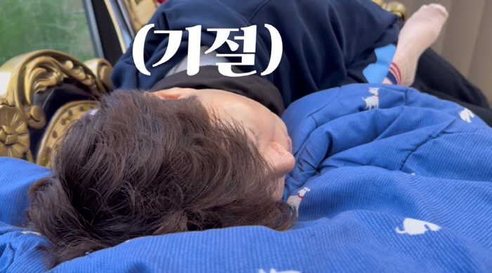 '예비아빠' 박수홍, 지인 딸 뽀뽀에 감격→육아 체험 후 기절 "너무 힘…