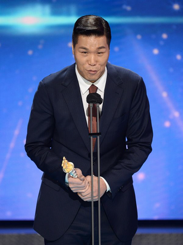 [종합] "母 완쾌 간절히 기도"…'모친상' 서장훈, 눈물의 수상소감 재…
