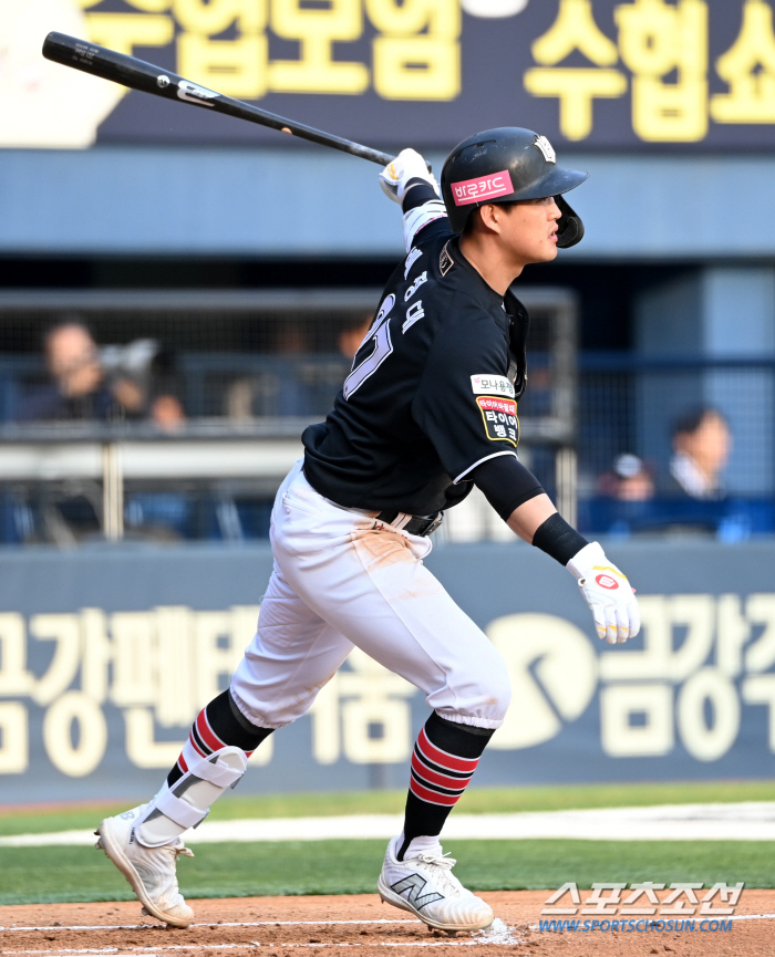 "센터라인 중요, 타격감 먼저 올리고 있다" 리드오프 예약…'5월 승률 …