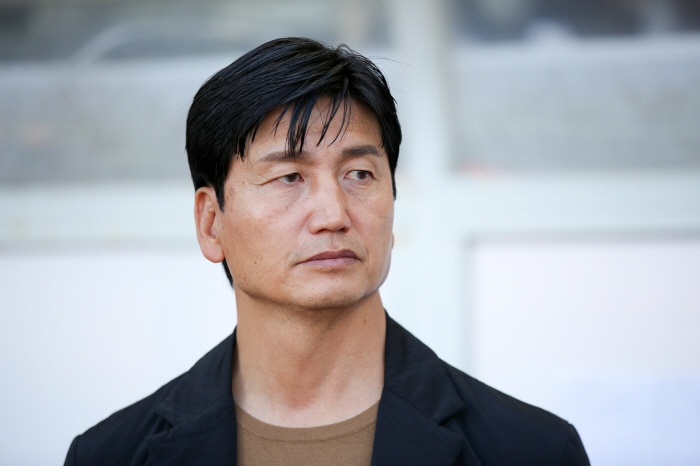 [현장인터뷰]정정용의 바람 "이동경 기운 가져왔으면", 홍명보의 전망 "…
