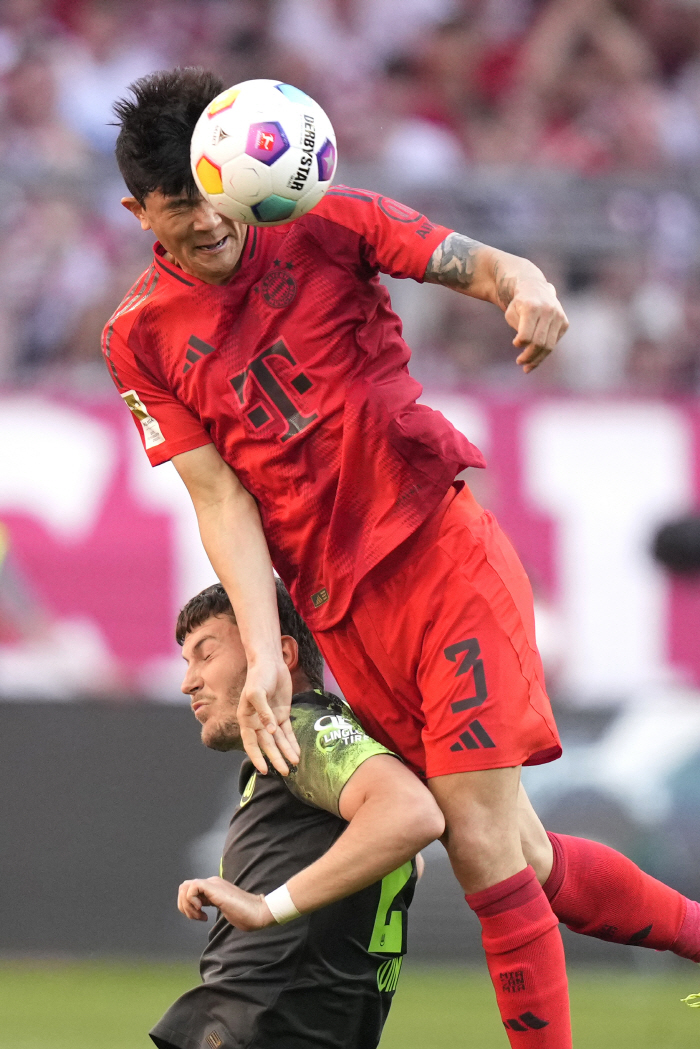 '부상 교체' 김민재 시즌 아웃 위기...뮌헨, 볼프스부르크에 2-0 승…
