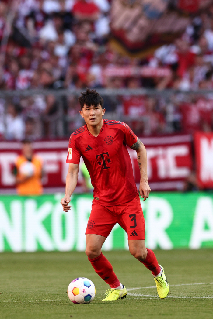 '부상 교체' 김민재 시즌 아웃 위기...뮌헨, 볼프스부르크에 2-0 승…