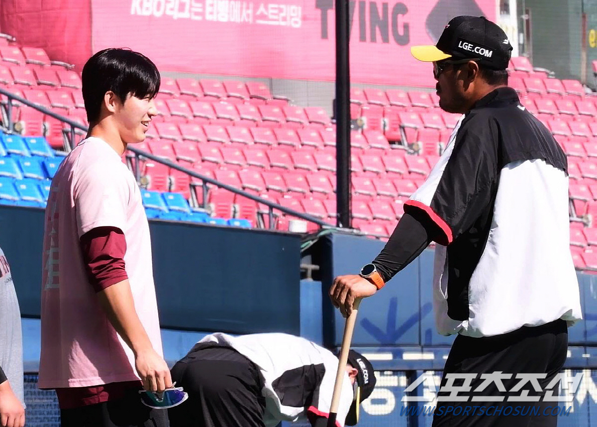 "이호준 2군 감독도 고민 했었다." 염갈량이 설명한 LG의 코칭스태프 …