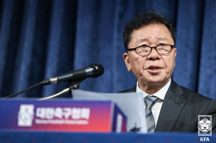 '韓 사령탑 후보' 카사스 감독도 KFA 제안 거절, "이라크와 월드컵 …