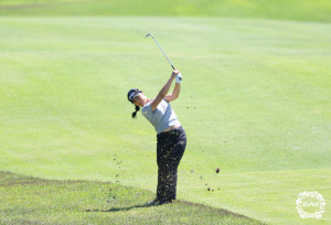 [KLPGA] 윤이나, 두산 매치 2G 연속 역전승 조 선두 
