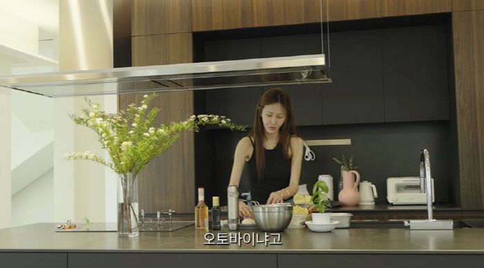 윤혜진, 촬영 중 코골며 자는 ♥엄태웅에 당황 "너무 창피해...오토바이…